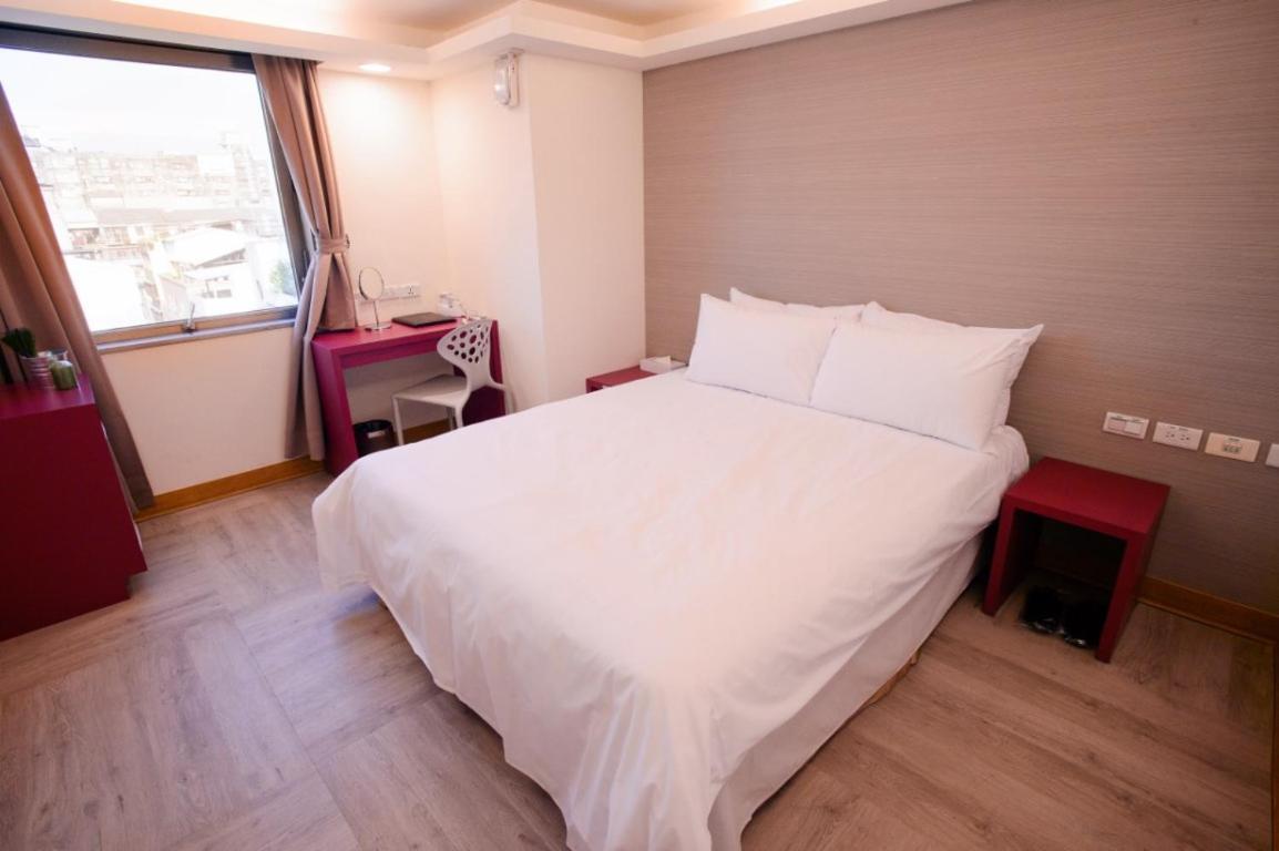טאיצ'ונג Kiwi Express Hotel - Chenggong Rd מראה חיצוני תמונה